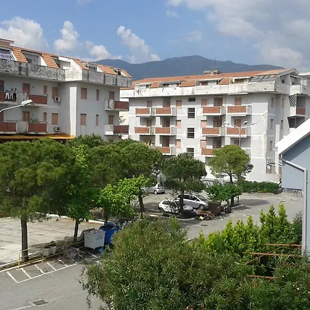 200 Metri Dal Mare Scalea